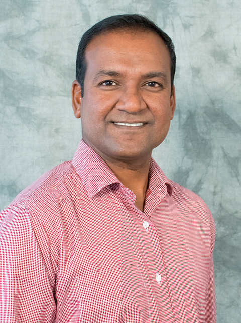 Dr. Vinayak Elangovan Headshot
